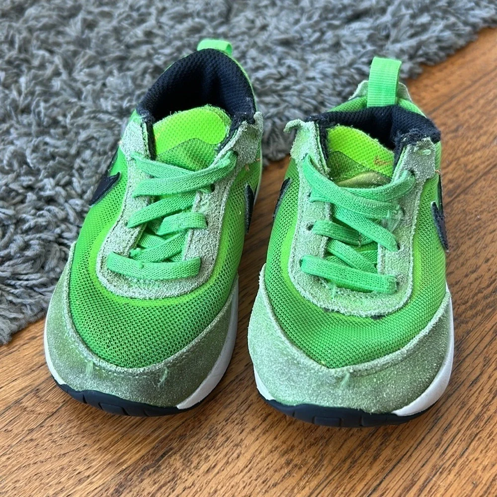 Nike Waffle One Toddler Electric Green Sneakers Size 7